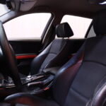 BMW - 330 - 330d Farmari (AC) 4ov 2993cm3 A - Farmari