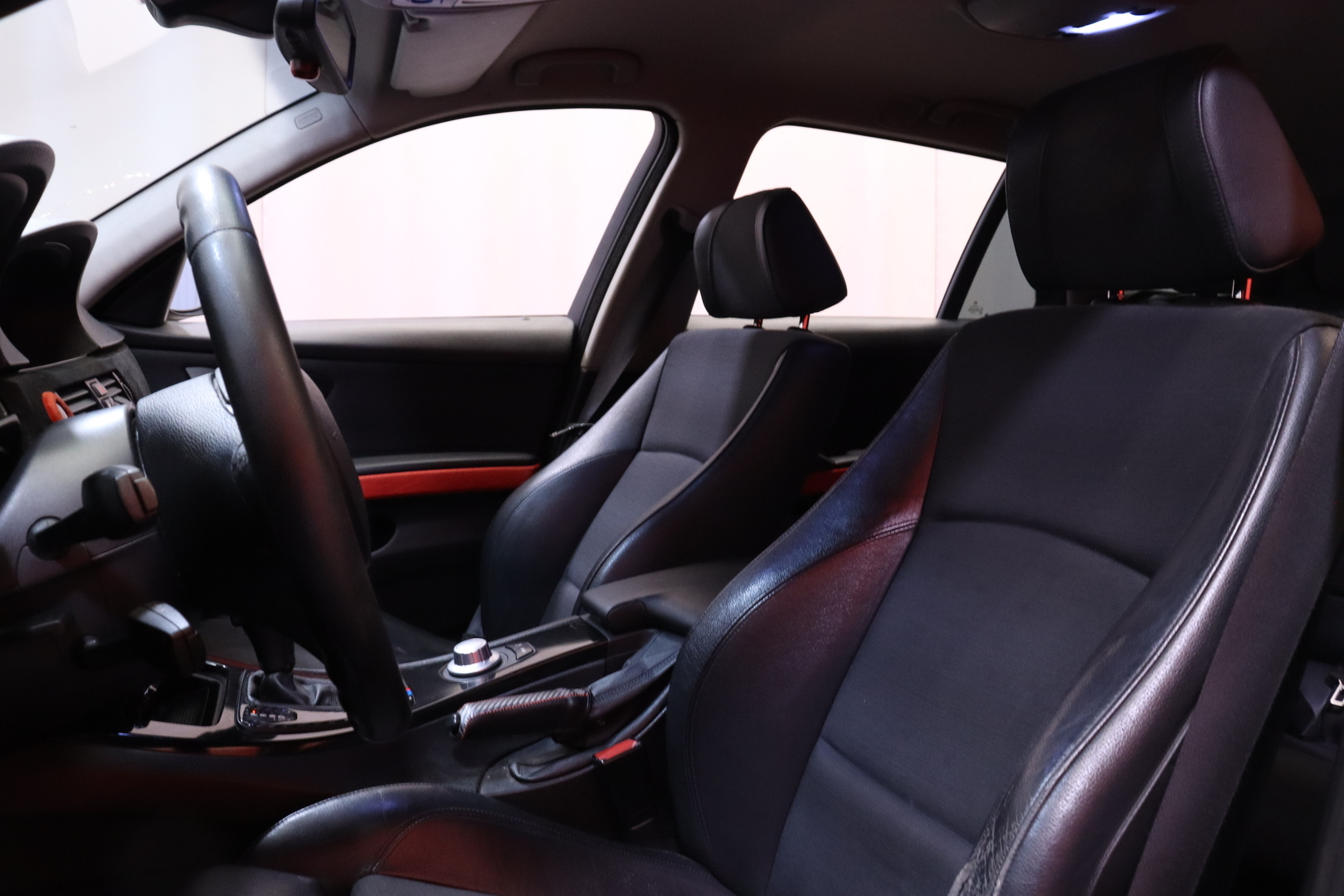 BMW - 330 - 330d Farmari (AC) 4ov 2993cm3 A - Farmari