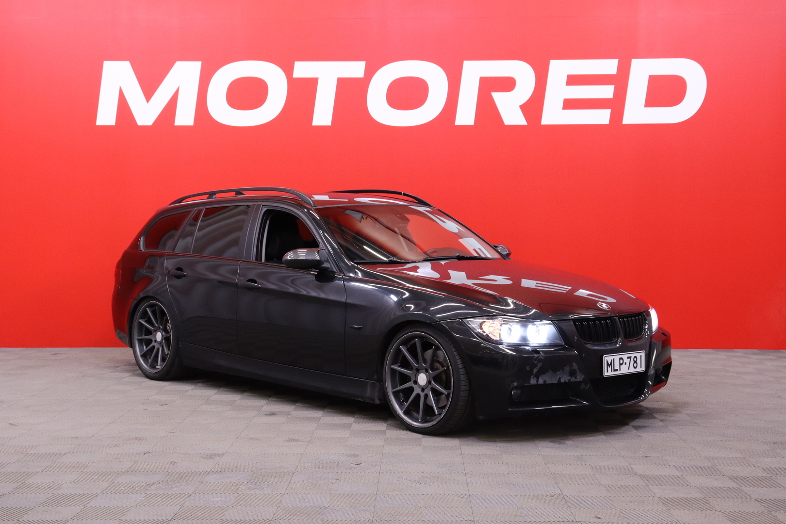 BMW - 330 - 330d Farmari (AC) 4ov 2993cm3 A - Farmari
