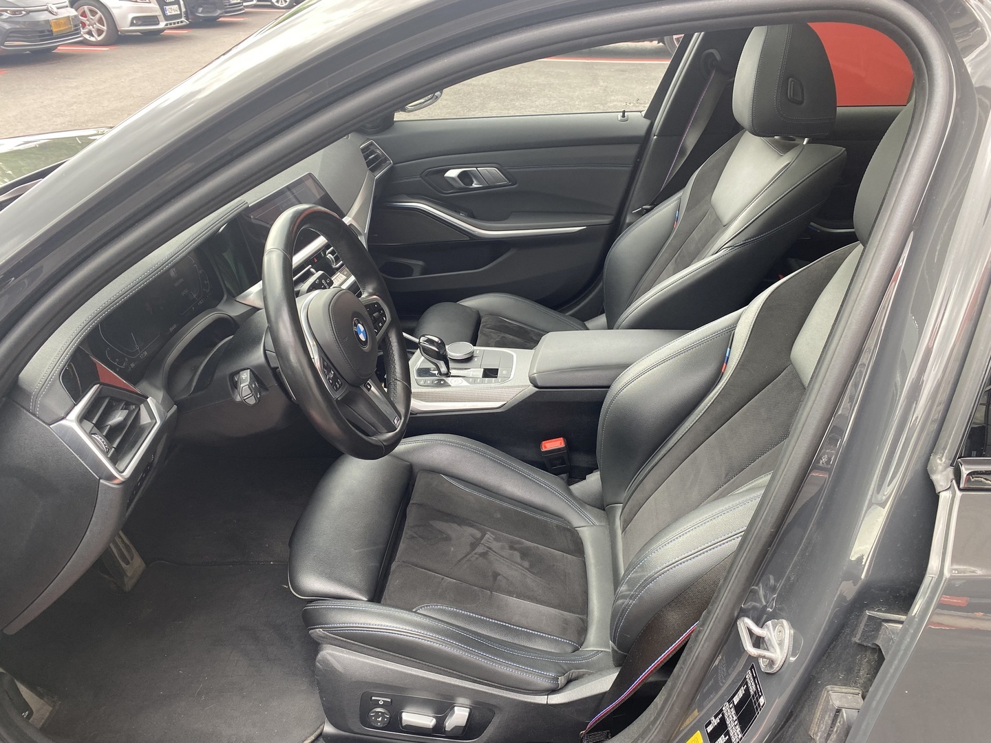 BMW - 330 - G21 Touring 330e xDrive Business M Sport - Farmari