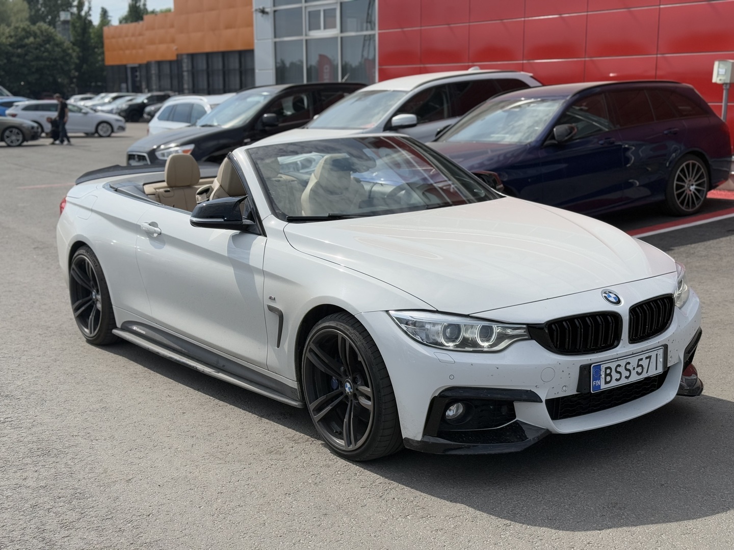 BMW - 420 - F33 Cabriolet 420d M-SPORT - Avoauto