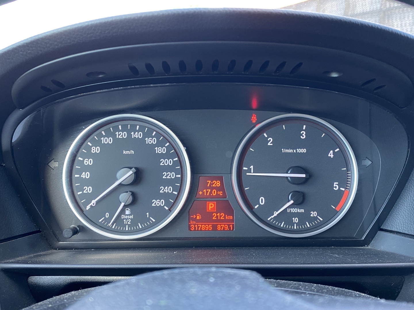 BMW - 520 - E61 Touring Business - Farmari