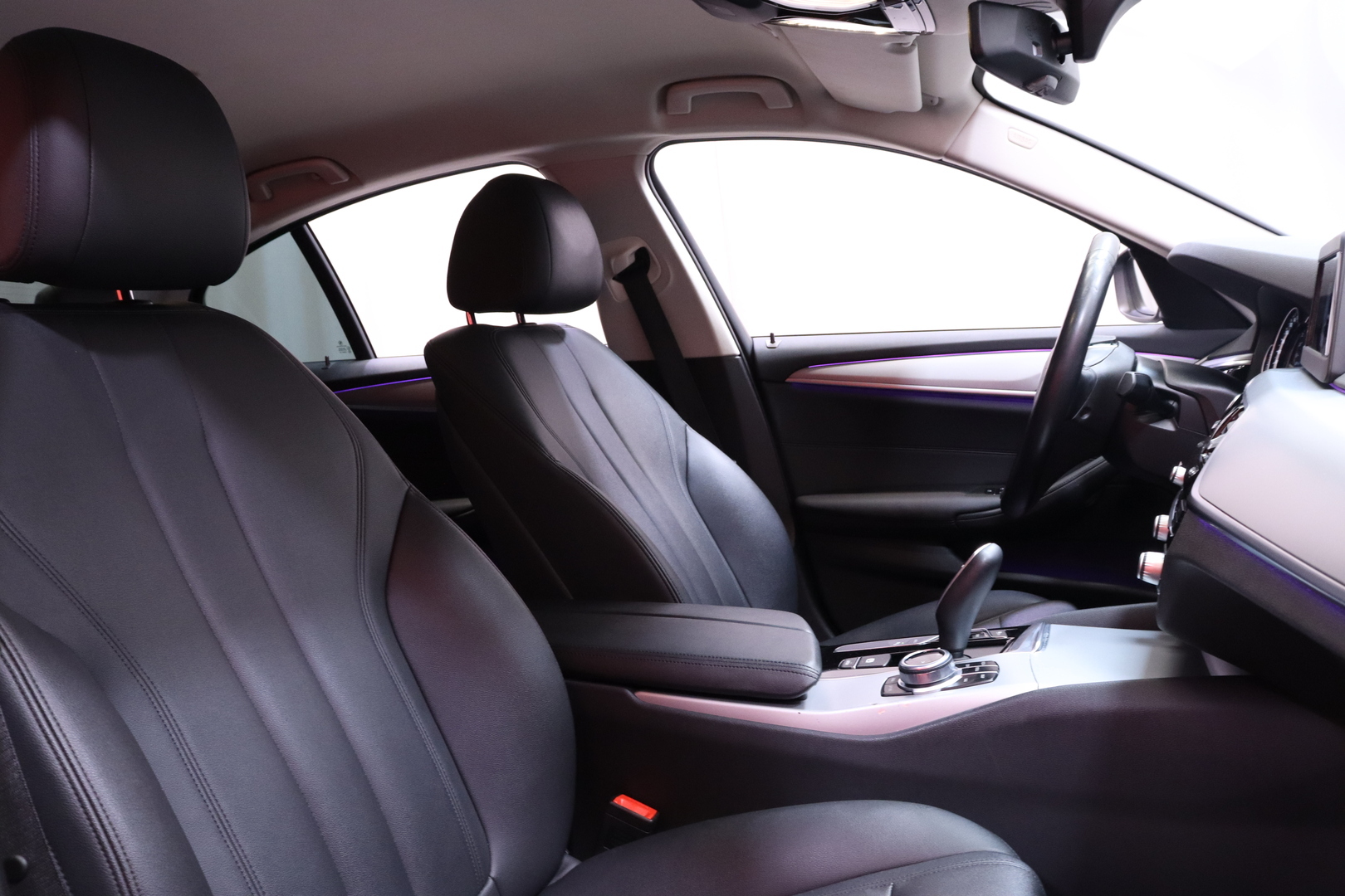 BMW - 530 - 530e iPerformance Sedan (AA) 4ov 1998cm3 A - Sedan