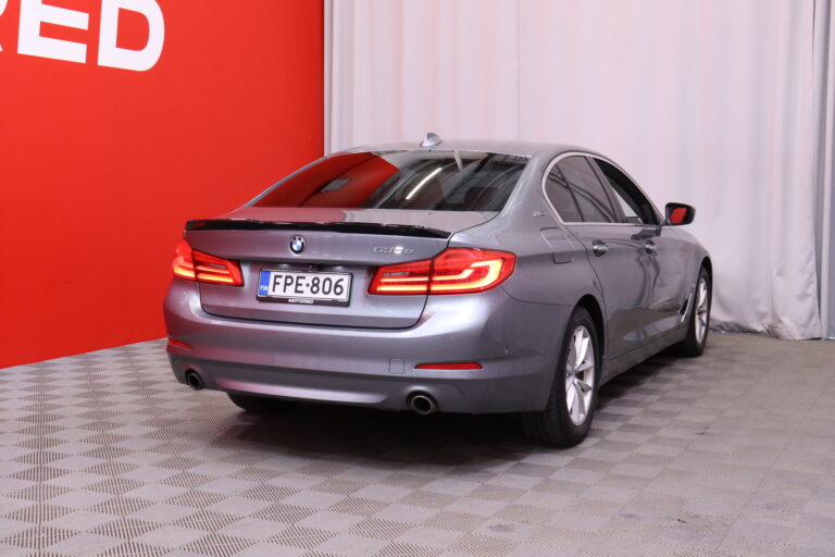 BMW 530
