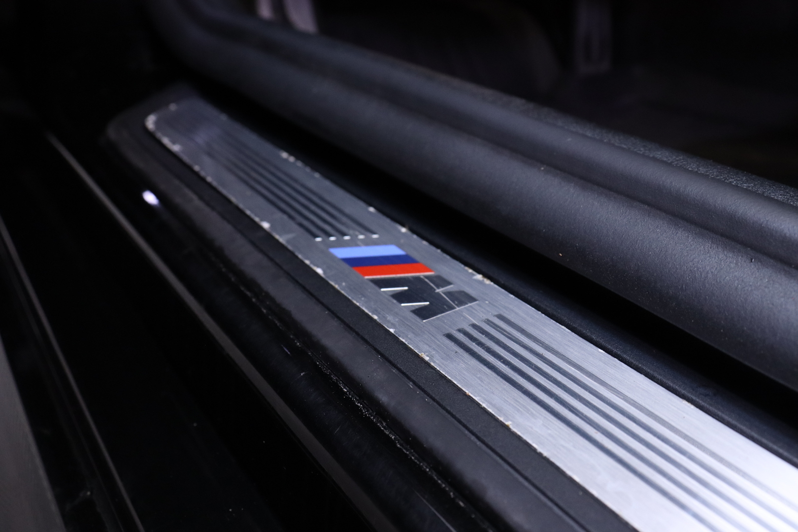 BMW - 530 - G31 Touring 530e xDrive A Charged Edition M Sport // M-sport / Nahat / Vetokoukku / ACC / Lisälämmitin / Kamera / HUD // - Farmari