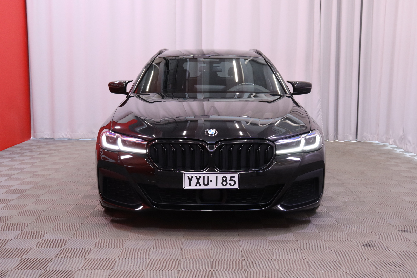 BMW - 530 - G31 Touring 530e xDrive A M Sport // Laser / ACC / H/K / Läm.ratti / HUD / Koukku / 360 // - Farmari
