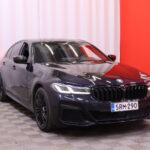 BMW - 545 - G30 Sedan 545e xDrive A M Sport // Laser / ACC / Koukku / Urheiluistuimet / Hifi / Ambient / Ratinlämmitin // - Sedan