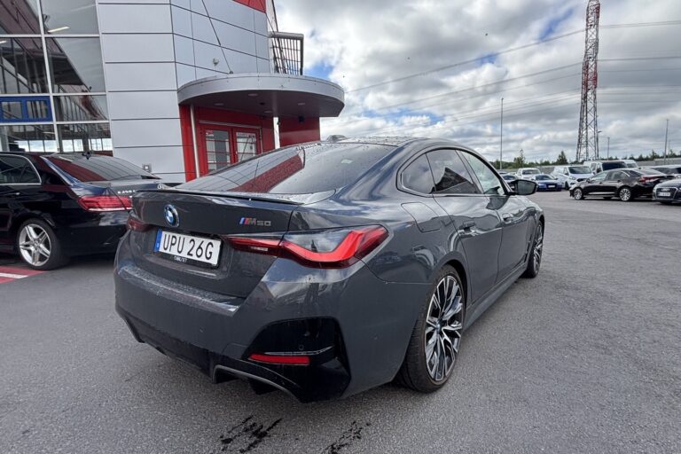 BMW i4 M50