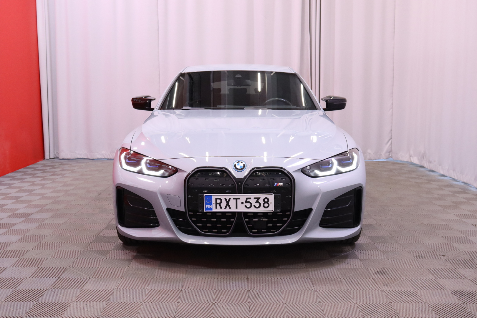 BMW - I4 M50 - Fully Charged // Laser / Harman&Kardon / HUD / ACC / M Sport Pro / Vetokoukku / Muistipenkki / Comfort access // - Sedan