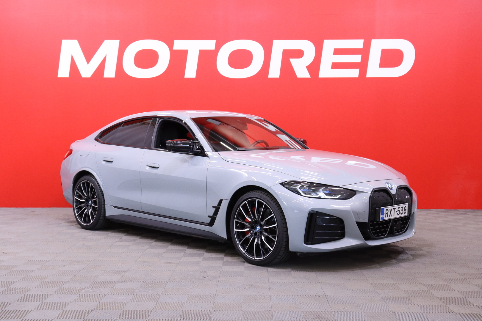 BMW - I4 M50 - Fully Charged // Laser / Harman&Kardon / HUD / ACC / M Sport Pro / Vetokoukku / Muistipenkki / Comfort access // - Sedan