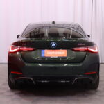 BMW - I4 M50 - Super Charged // Laser / Harman&Kardon / HUD / Lasikatto / Vetokoukku / ACC / 360° / Sanremo Green / Adapt. M-alusta // - Sedan