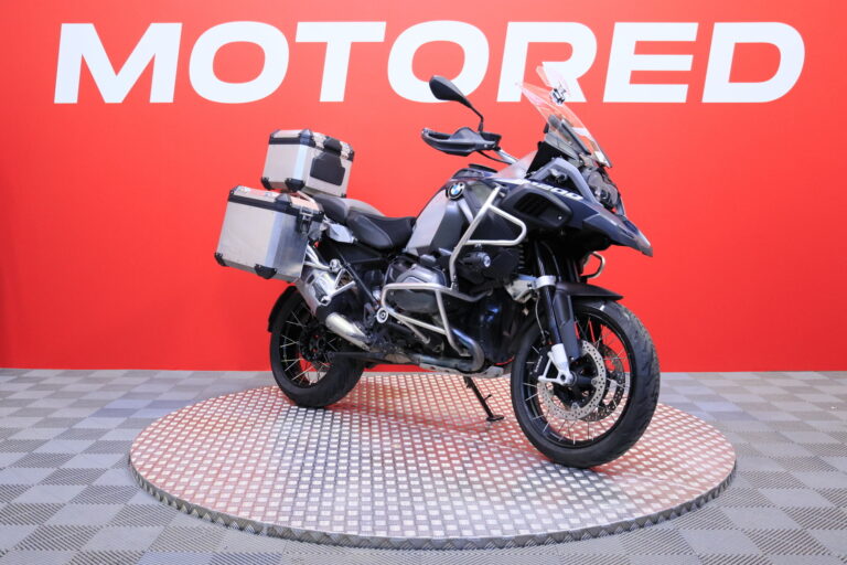 BMW - R - 1200GS Adventure // Dynamic ESA / Huoltokirja / 3x laukut / Navi / Keyless // - Moottoripyörä