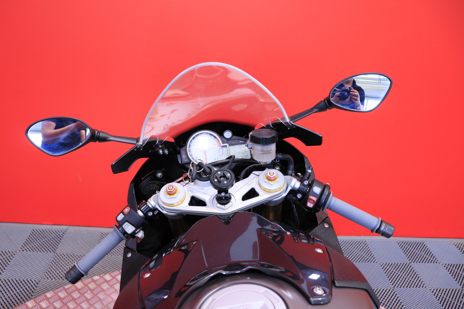 BMW - S - 1000RR  // Akrapovic / Shifter / DTC / Race ABS // - Moottoripyörä