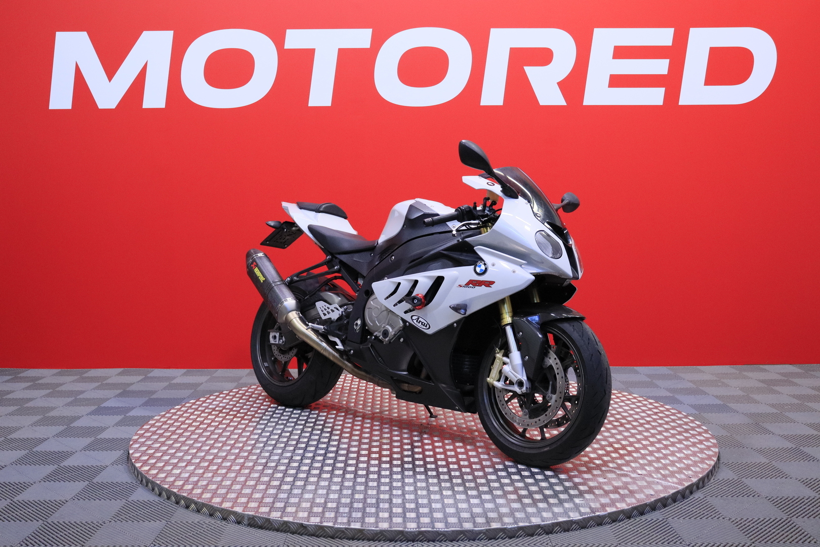 BMW - S - 1000RR // Juuri saapunut! / Akrapovic putkisto / Shifter // - Moottoripyörä