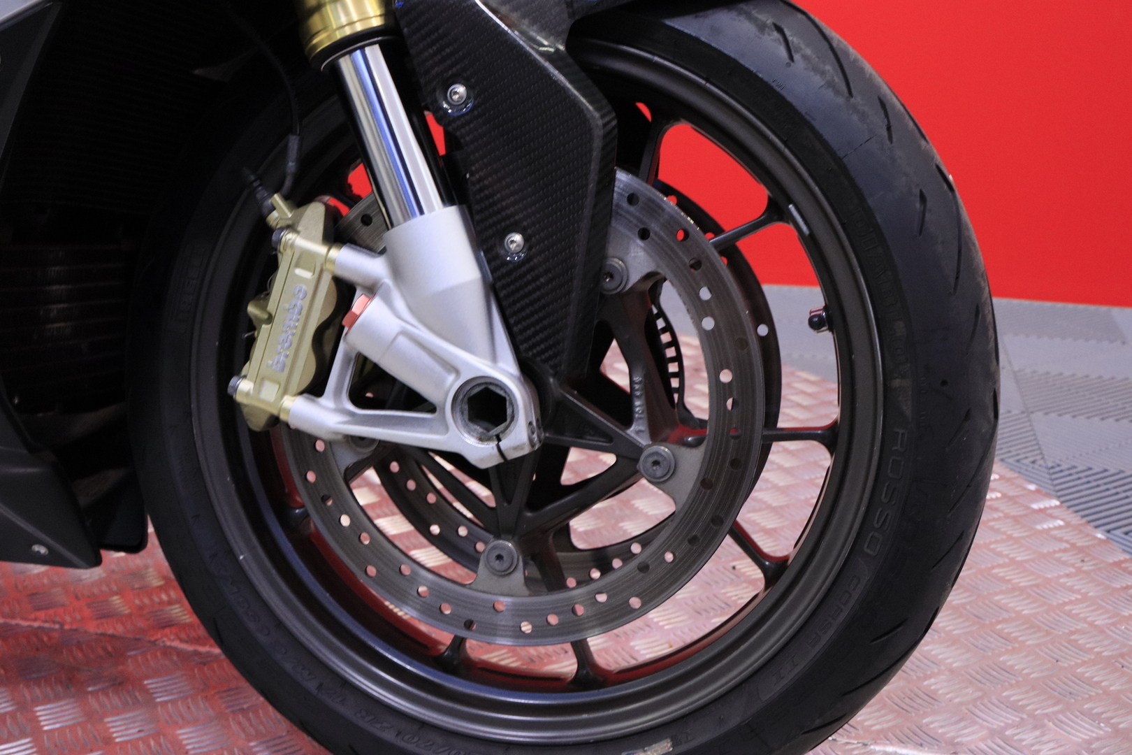 BMW - S - 1000RR // Juuri saapunut! / Akrapovic putkisto / Shifter // - Moottoripyörä