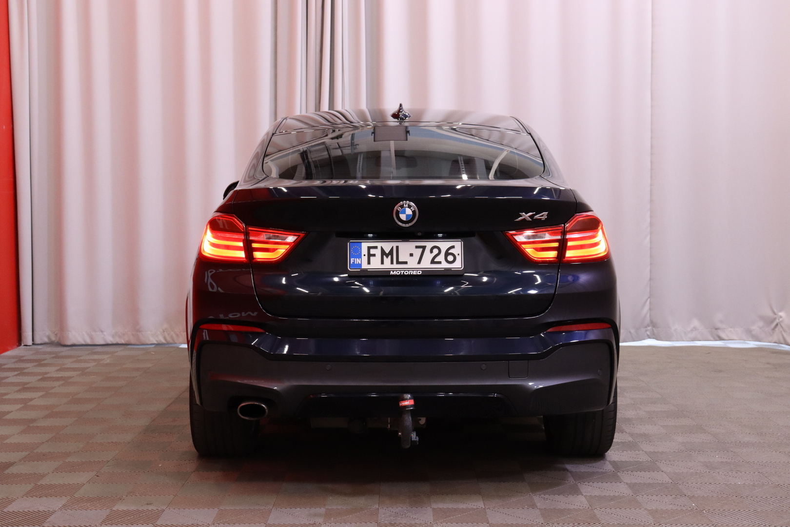 BMW - X4 - F26 LCI xDrive20d A Business M Sport // Suomi-auto / Ei AdBlue / Sport.Alusta / Harman&Kardon / Webasto // - Sedan