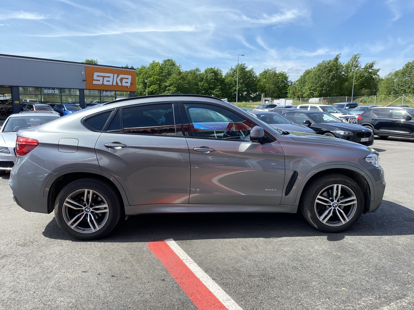 BMW - X6 - F16 xDrive30d A X Edition M Sport - Maastoauto