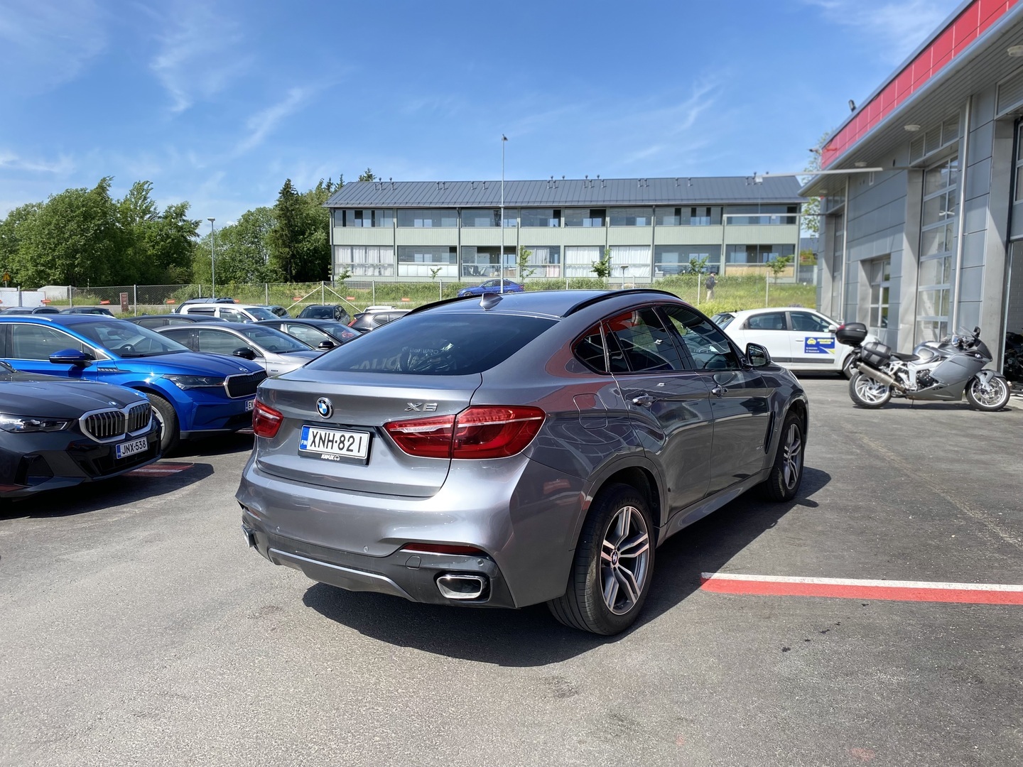 BMW - X6 - F16 xDrive30d A X Edition M Sport - Maastoauto