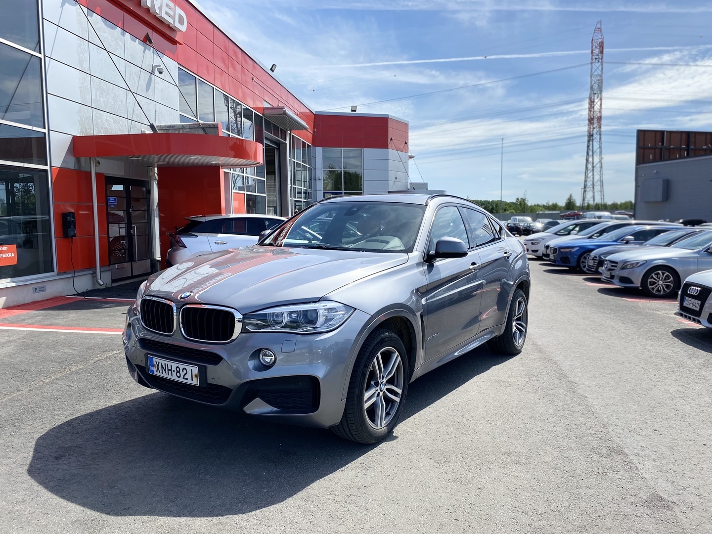 BMW - X6 - F16 xDrive30d A X Edition M Sport - Maastoauto