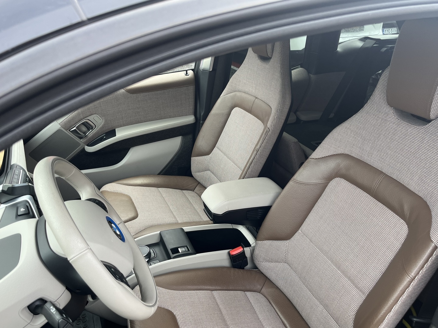 BMW - i3 - i3s 120 // Lasikatto / Hifit / Prof. Navi / Kamera / Keyless // - Sedan