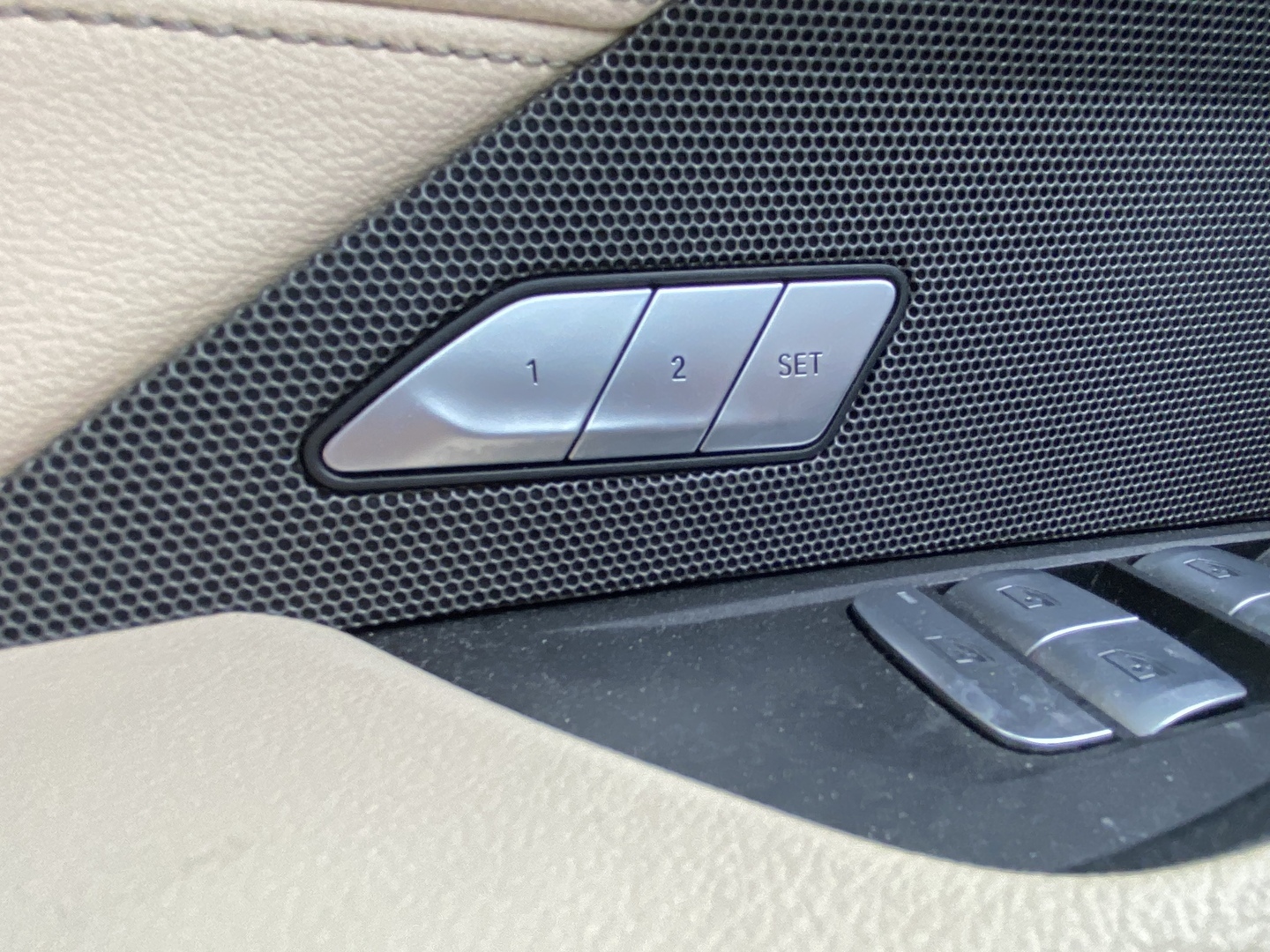 BMW - i4 - i4 eDrive40 Sedan (AA) 4ov A  // Harman/Kardon / 360° / P.tutkat / Nahkapenkit // - Sedan