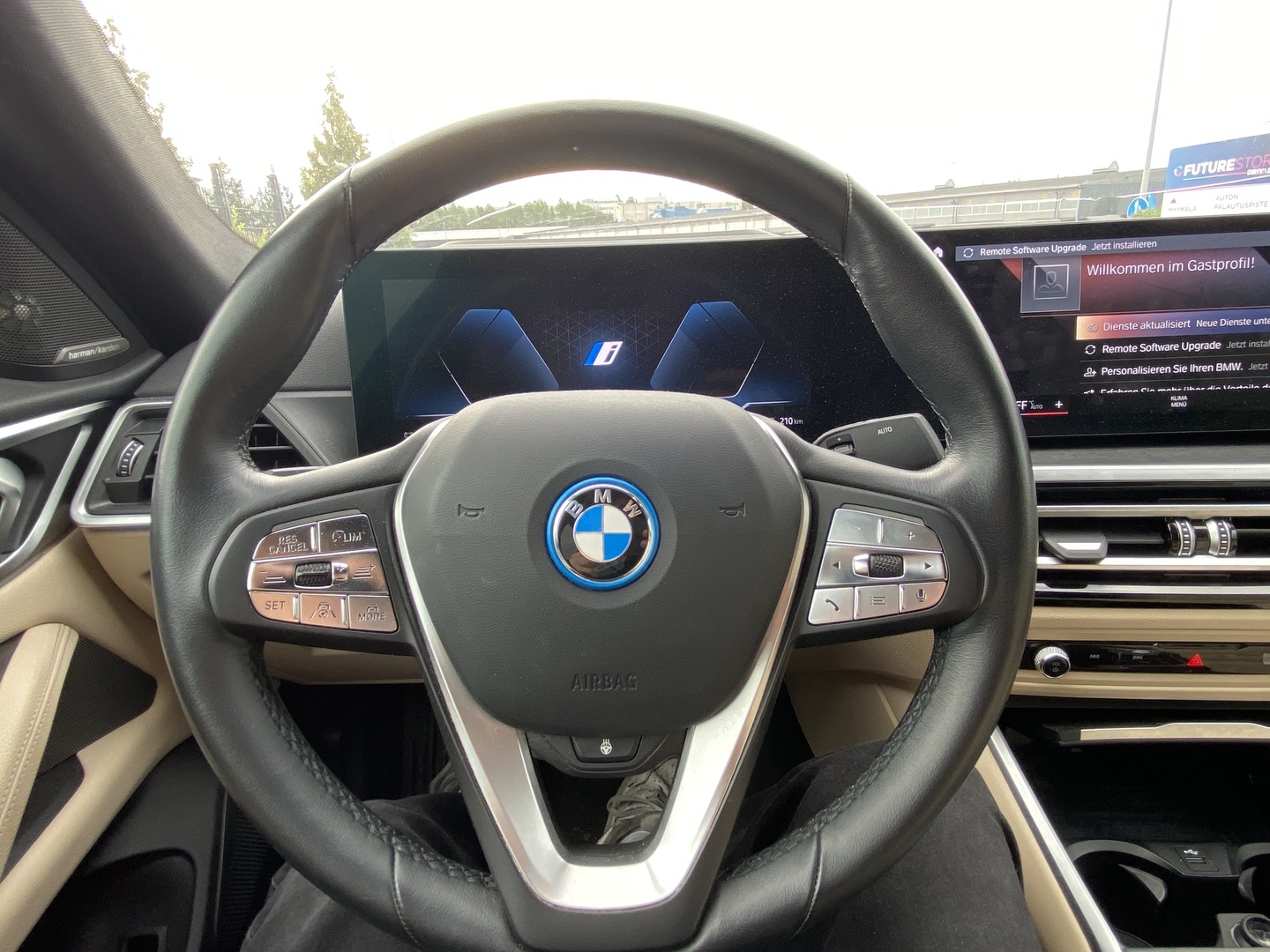 BMW - i4 - i4 eDrive40 Sedan (AA) 4ov A  // Harman/Kardon / 360° / P.tutkat / Nahkapenkit // - Sedan