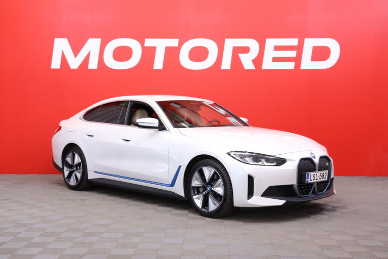 BMW - i4 - eDrive40  // Harman/Kardon / 360° / P.tutkat / Nahkapenkit // - Sedan