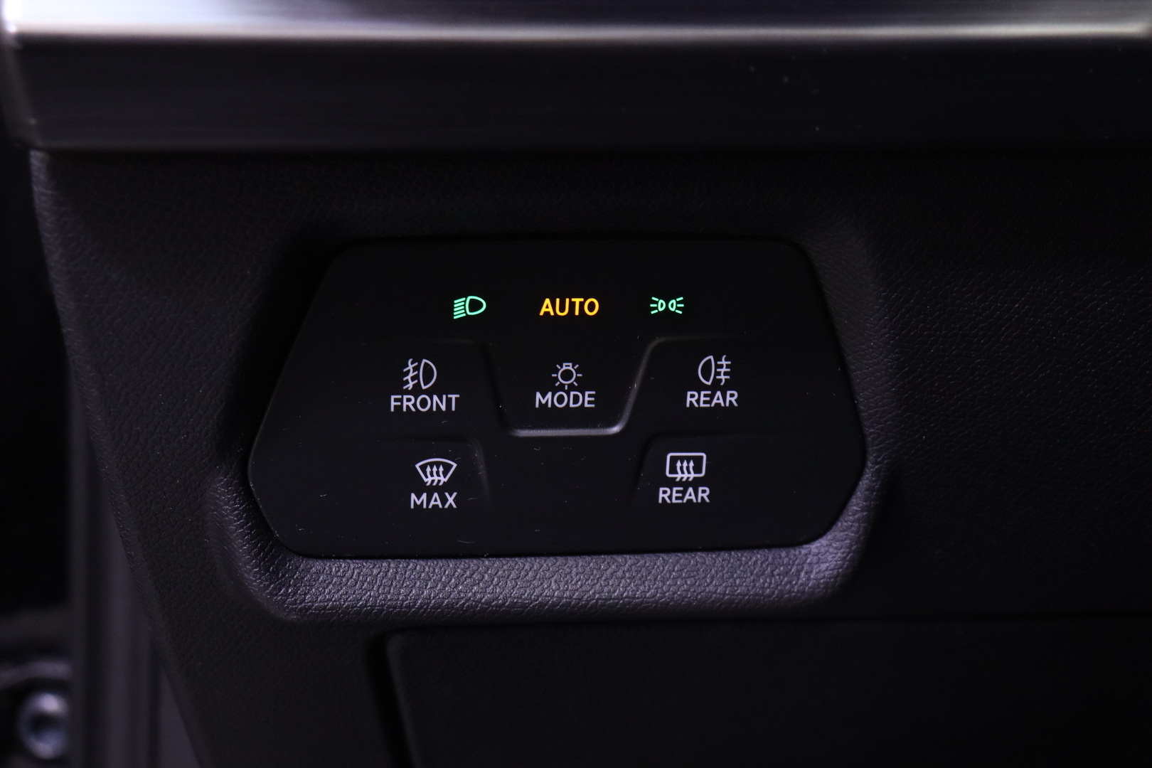CUPRA - Leon Sportstourer - 1,4 PHEV 180 kW e-HYBRID DSG // ACC / Koukku / Kamera / Keyless / Kaistavahti / Blis // - Farmari