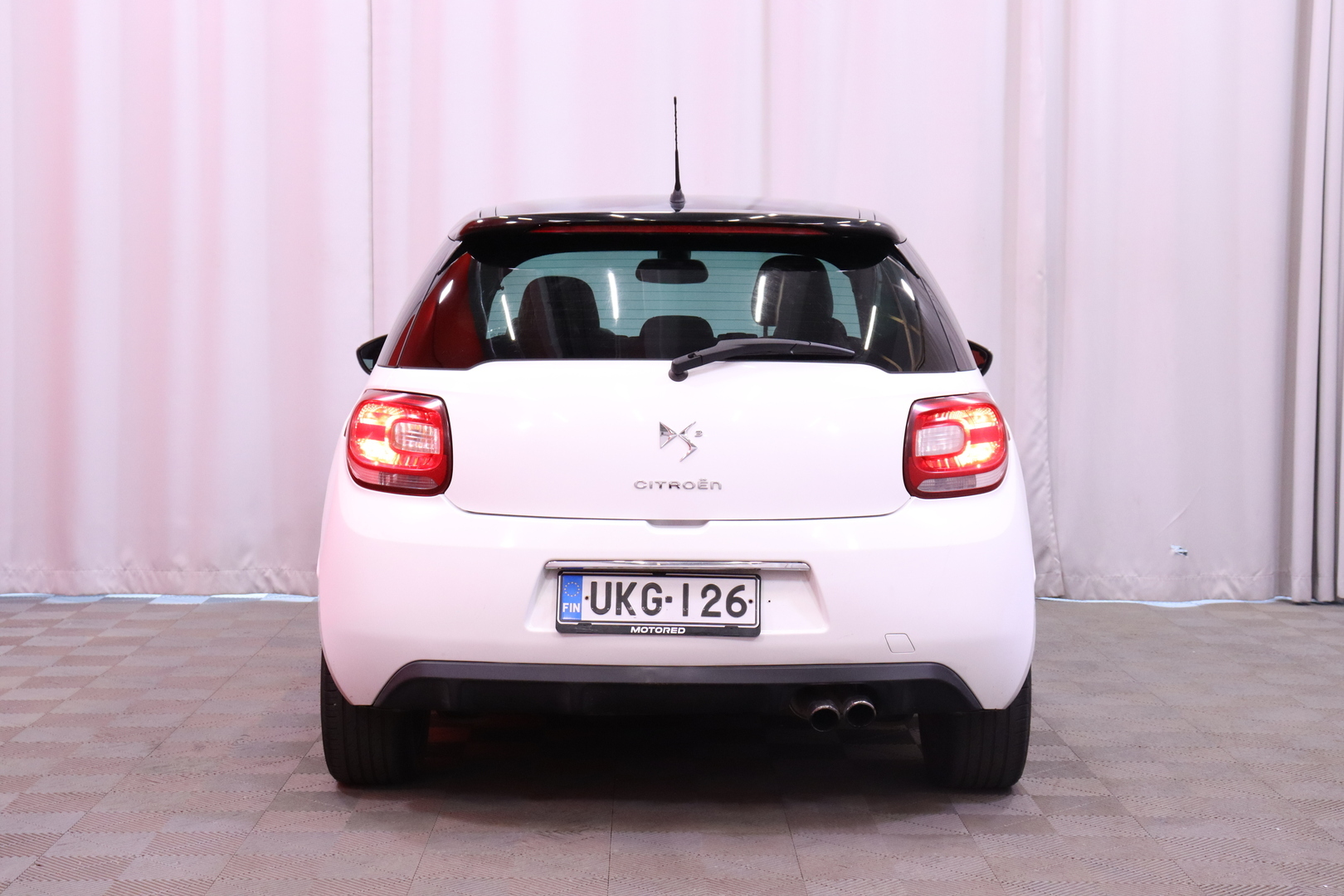 Citroen - DS3 - THP 156 Sport Chic // Radio / Isofix / Autom.ilmastointi / Sähköpeilit // - Viistoperä