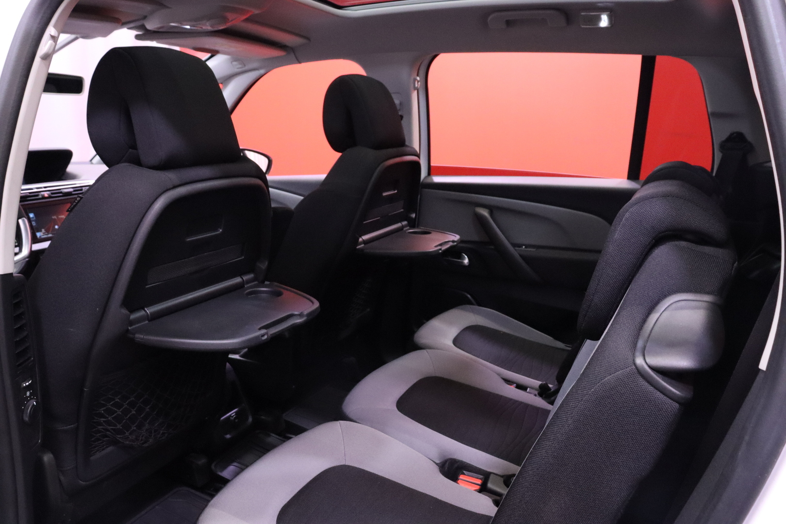 Citroen - Grand C4 Picasso - BlueHDi 120 Intensive // 7-P / Keyless / Panorama / Navi / Intensive-varustetaso! / Kamera / LED / - Tila-auto