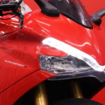 Ducati - Supersport - 950 S // Akrapovic kokoputkisto / Huoltkokirja / Shifter / Hiilikuitu-osaa // - Moottoripyörä
