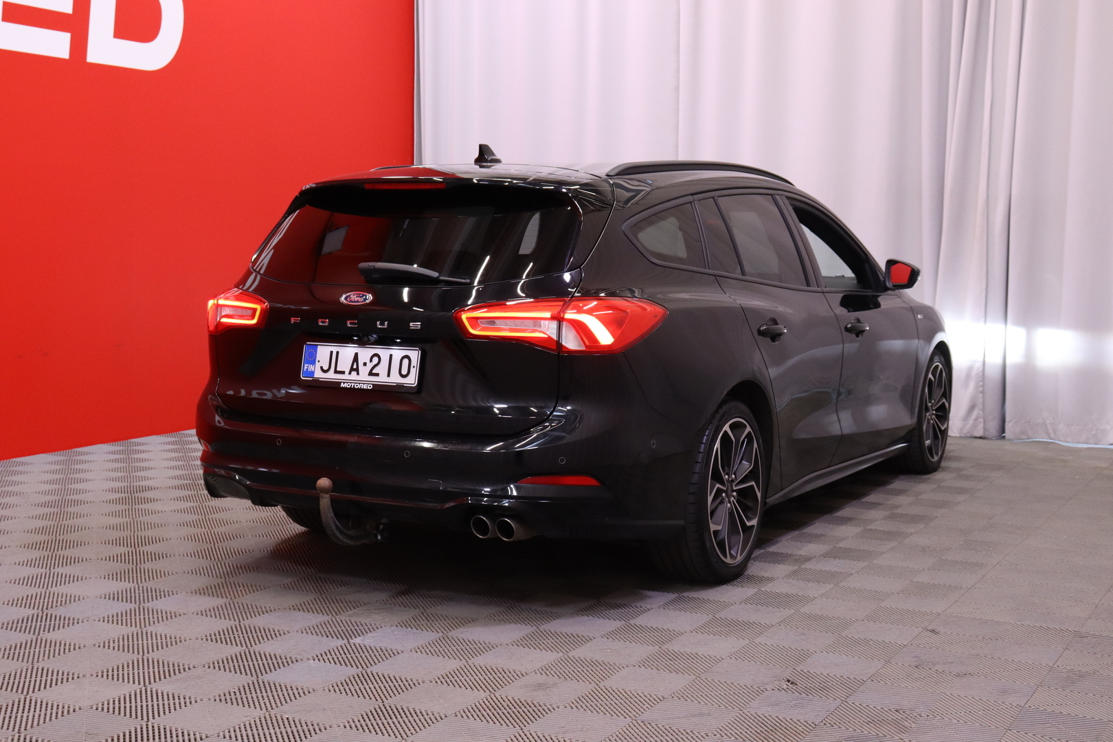 Ford - Focus - 1,5 EcoBoost 150hv Start/Stop A8 ST-Line Wagon // ST-Line / Webasto / Keyless / B&O / Kamera / Navi / LED // - Farmari
