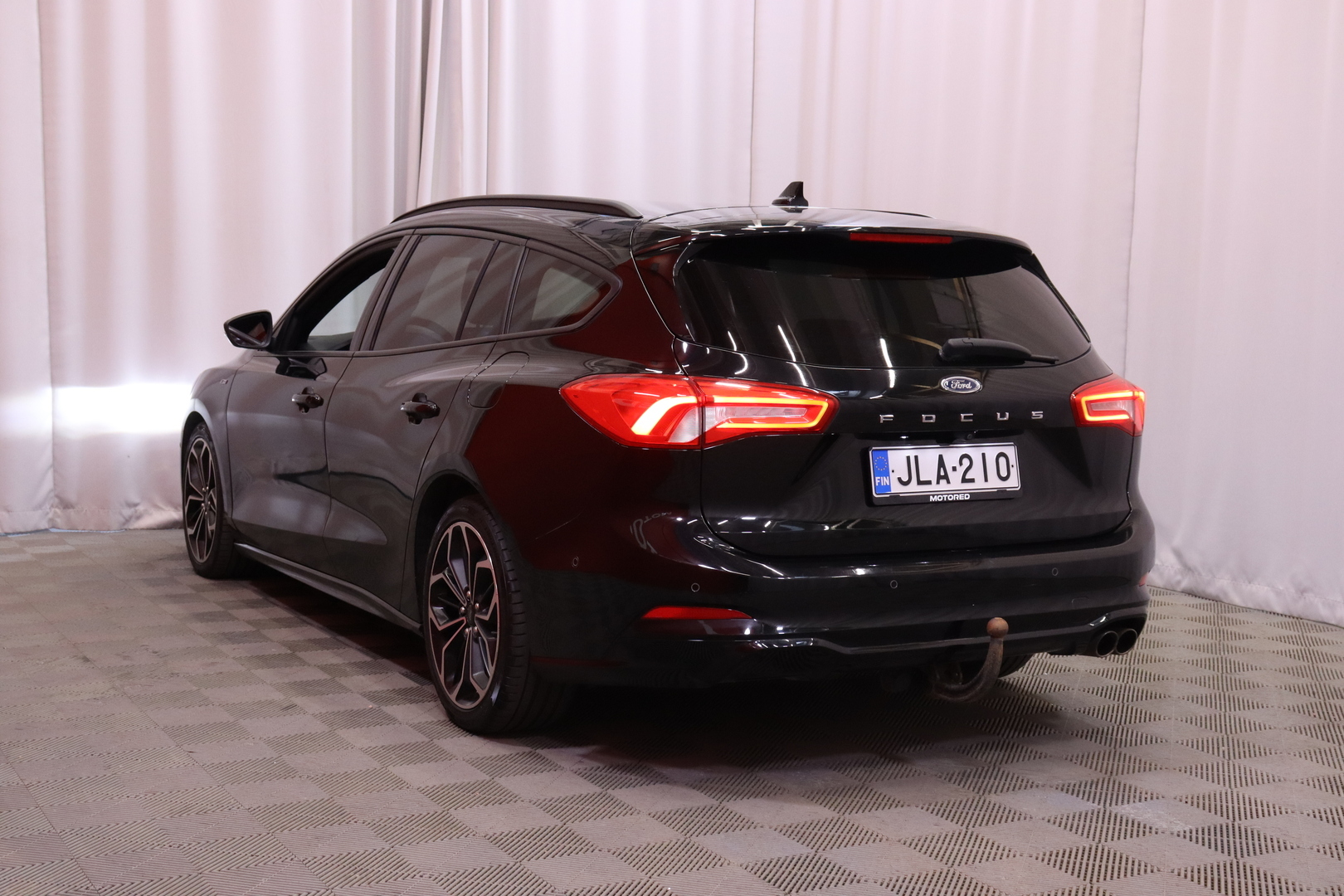 Ford - Focus - 1,5 EcoBoost 150hv Start/Stop A8 ST-Line Wagon // ST-Line / Webasto / Keyless / B&O / Kamera / Navi / LED // - Farmari