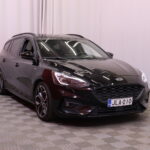 Ford - Focus - 1,5 EcoBoost 150hv Start/Stop A8 ST-Line Wagon // ST-Line / Webasto / Keyless / B&O / Kamera / Navi / LED // - Farmari