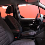 Ford - Grand Tourneo Connect - 1,5 TDCi 120 hv A8 Titanium 7-Paikkanen // Panoraama / AppleCarPlay / Vakkari / Vetokoukku / 2x renkaat ja vanteet // - Tila-auto