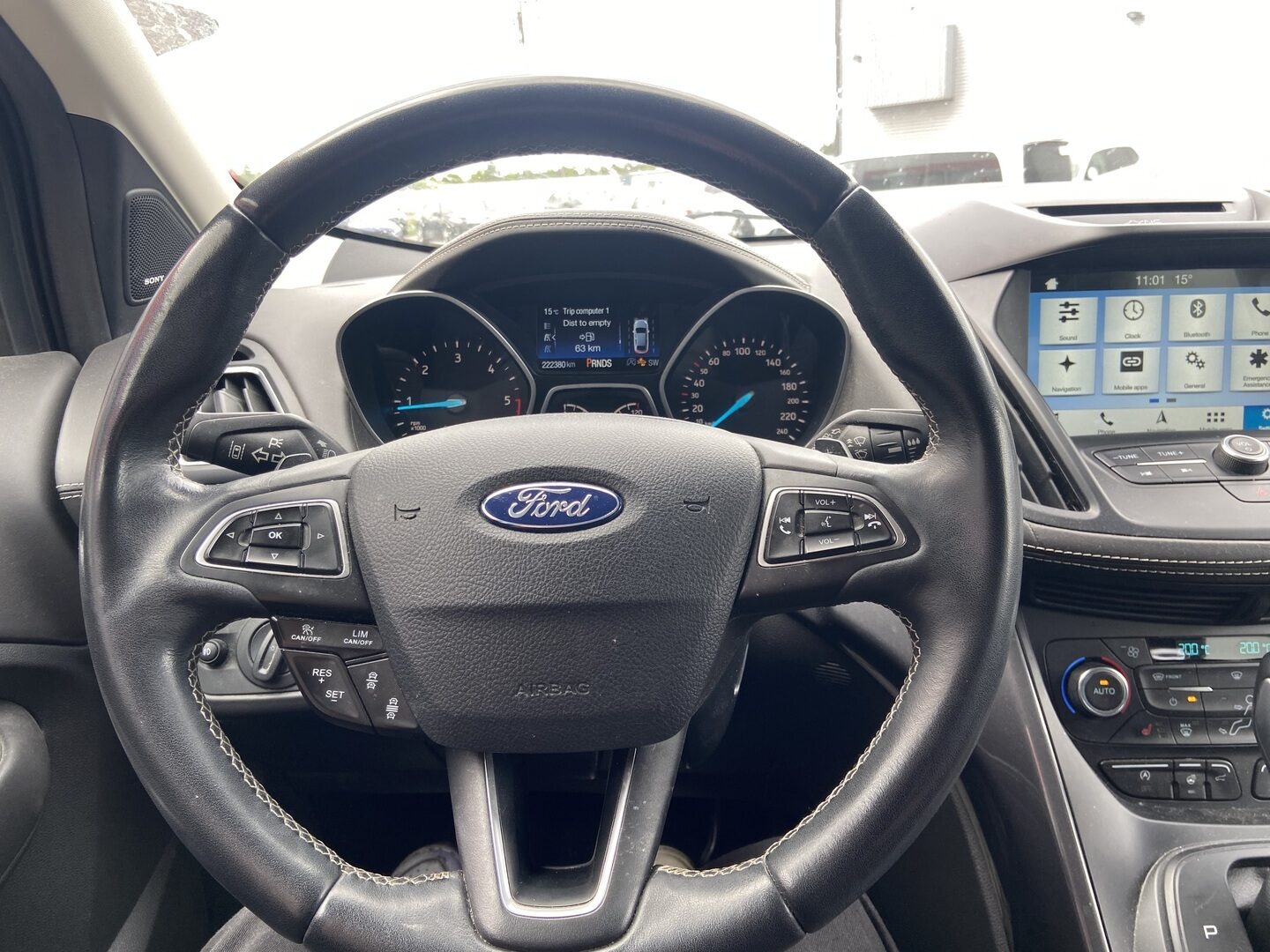 Ford - Kuga - 2,0TDCi 150 hv PowerShift AWD Vignale 5-ovinen - Maastoauto