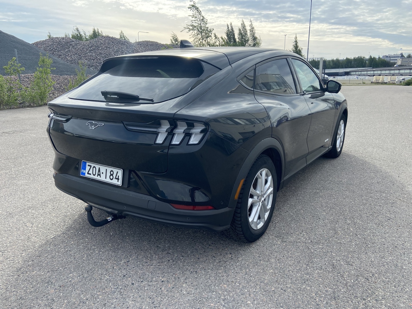 Ford - Mustang Mach-E - 75kWh 269hv A1 RWD 5-ovinen - Maastoauto