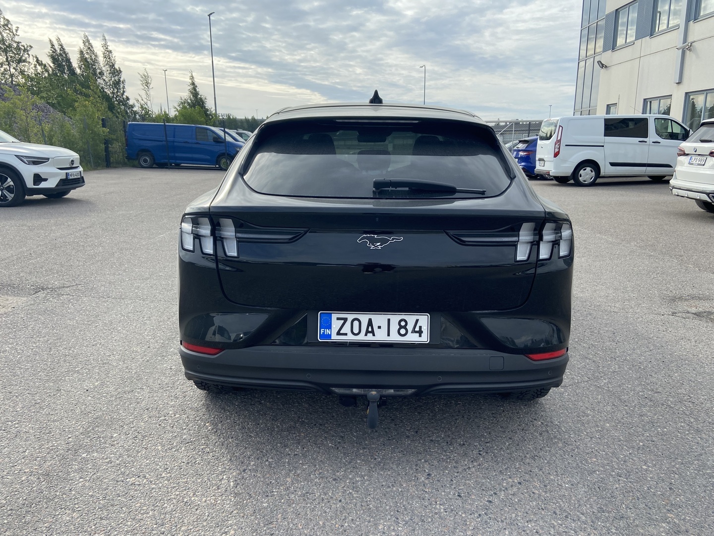 Ford - Mustang Mach-E - 75kWh 269hv A1 RWD 5-ovinen - Maastoauto