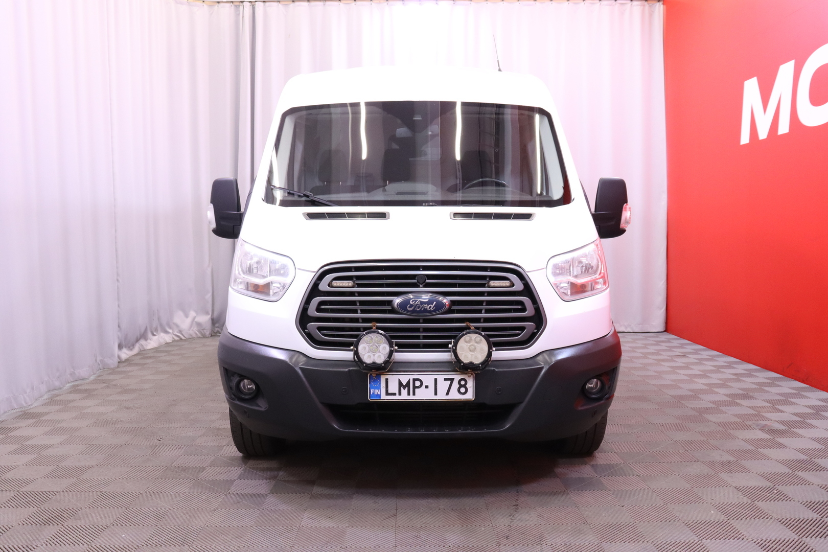 Ford - Transit - Van 350 2,2 TDCi 125 hv AWD Trend L2 H2 neliveto // Neliveto / P-tutkat / Kamera / Webasto / Vakkari // - Pakettiauto