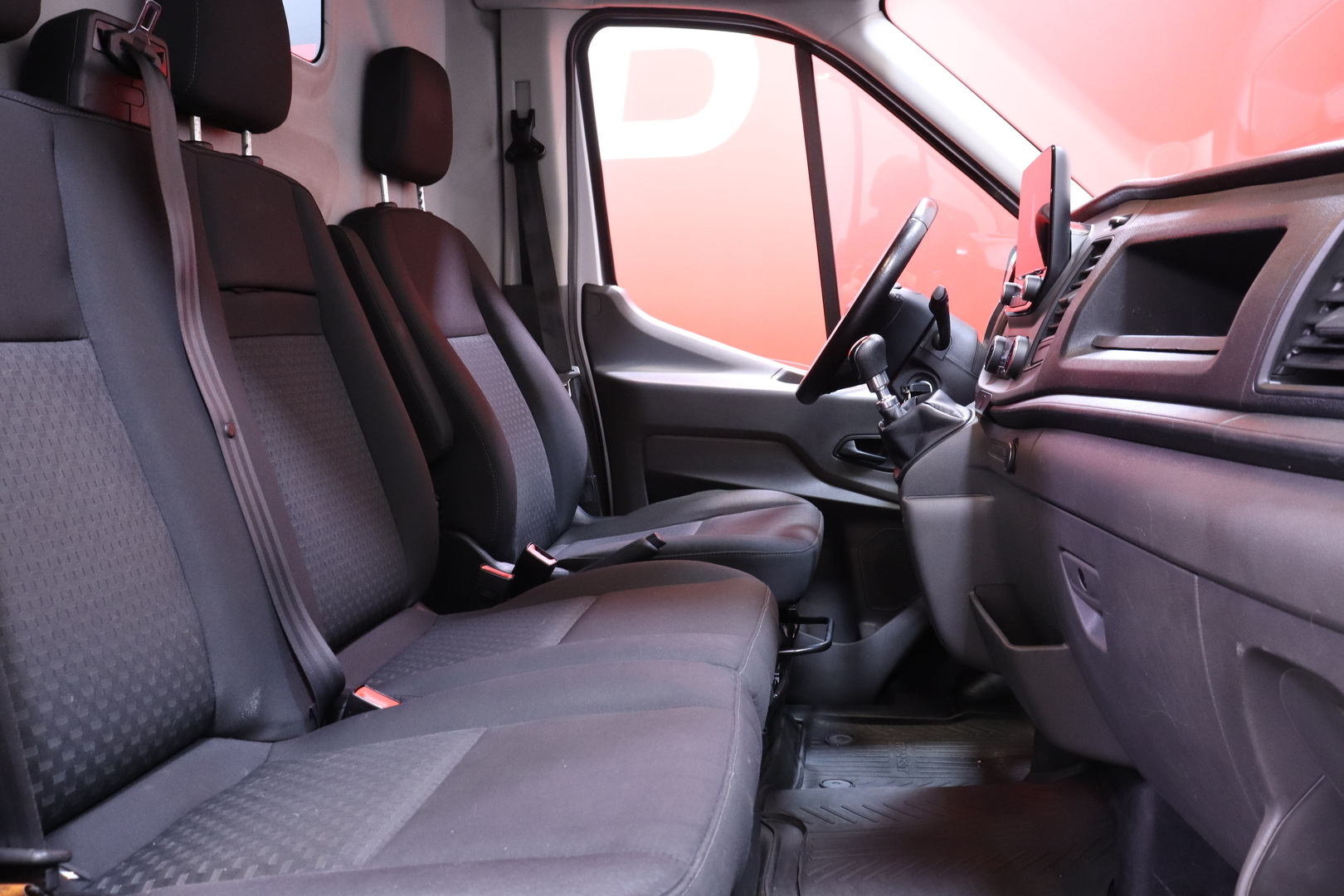 Ford - Transit - Van 350 2,0 TDCi 170 hv M6 Neliveto Trend L3H2 4,1 // Suomi-Auto / Webasto / Navi / Läm.Tuulilasi / Lisävalo / koukku // - Pakettiauto