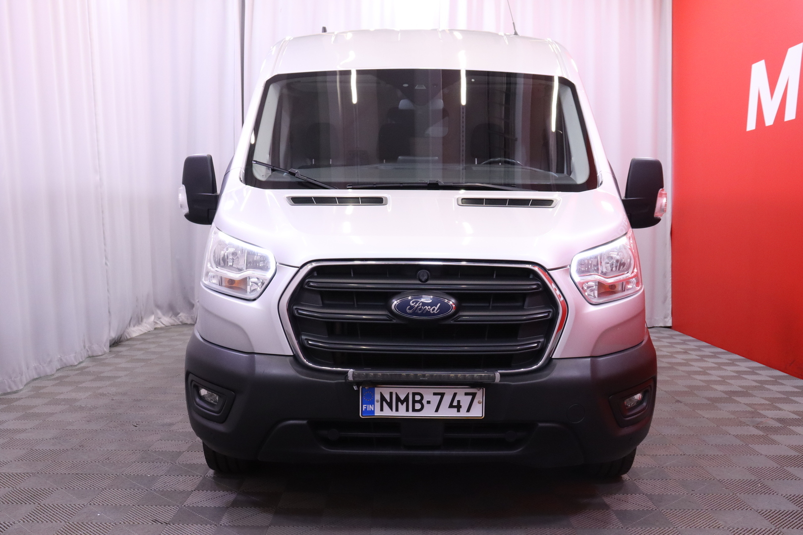 Ford - Transit - Van 350 2,0 TDCi 170 hv M6 Neliveto Trend L3H2 4,1 // Suomi-Auto / Webasto / Navi / Läm.Tuulilasi / Lisävalo / koukku // - Pakettiauto