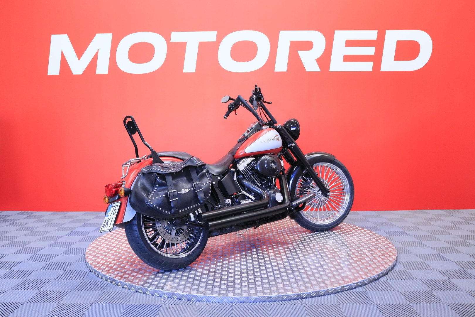 Harley-Davidson - SOFTAIL - FLSTC Heritage Softail Classic // Sissybar / V&H putkisto / Paksupinnat / Ei vauriohistoriaa // - Moottoripyörä