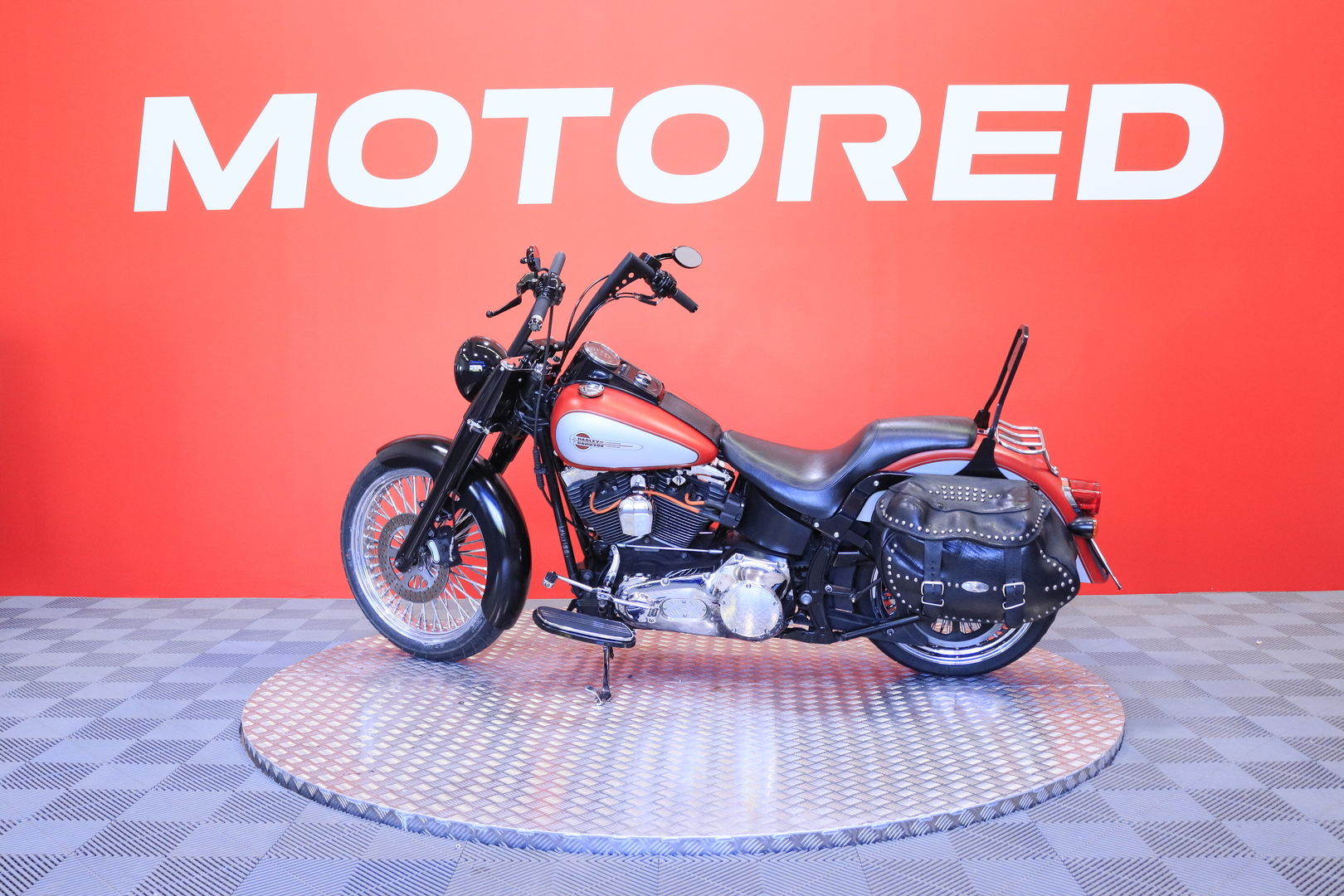 Harley-Davidson - SOFTAIL - FLSTC Heritage Softail Classic // Sissybar / V&H putkisto / Paksupinnat / Ei vauriohistoriaa // - Moottoripyörä