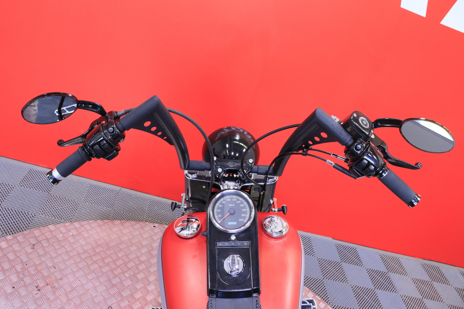 Harley-Davidson - SOFTAIL - FLSTC Heritage Softail Classic // Sissybar / V&H putkisto / Paksupinnat / Ei vauriohistoriaa // - Moottoripyörä