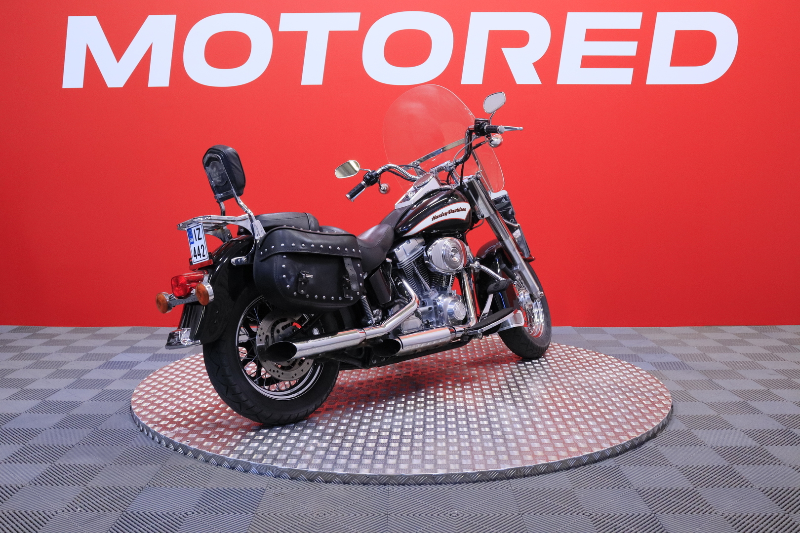 Harley-Davidson - SOFTAIL - FLSTI Heritage Softail // Suomi-pyörä / Screaming Eagle / Laukut // - Moottoripyörä
