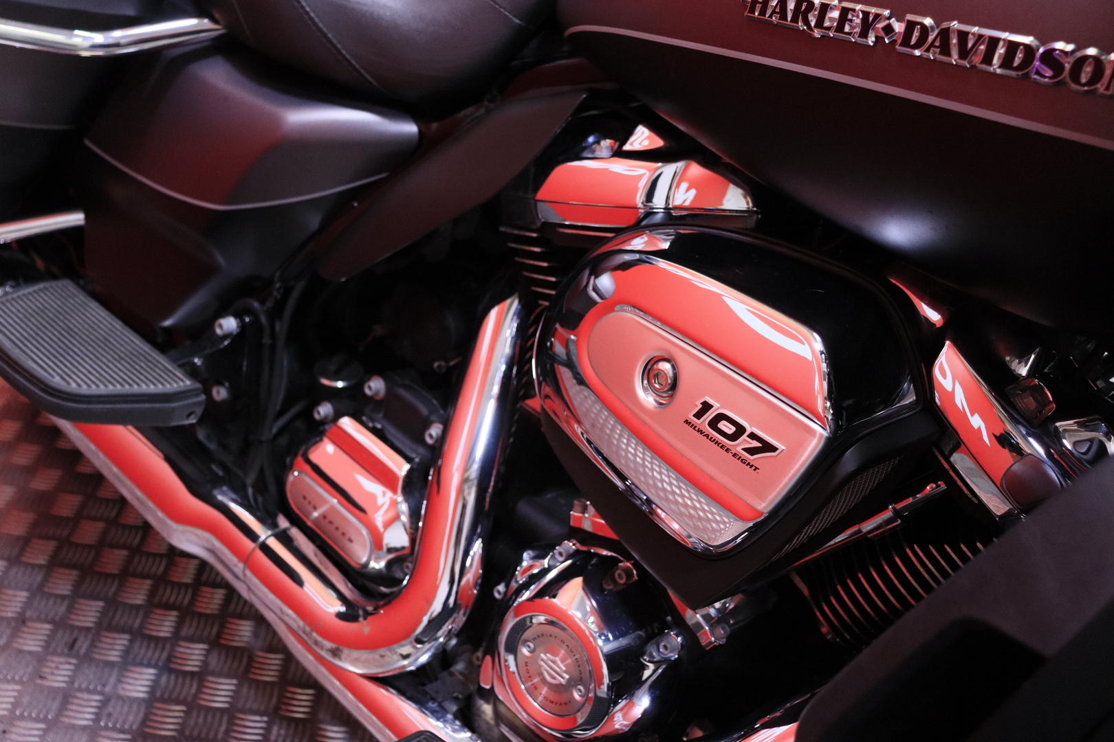 Harley-Davidson - TOURING - FLHTK Electre Glide Ultra Limited // Juuri saapunut! / Vakkari / Popit / Jalkalevyt // - Moottoripyörä