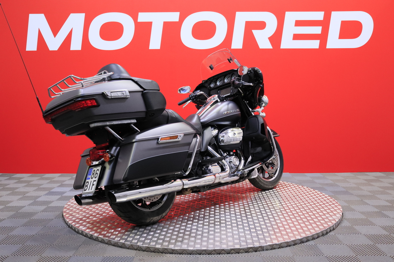 Harley-Davidson - TOURING - FLHTK Electre Glide Ultra Limited // Juuri saapunut! / Vakkari / Popit / Jalkalevyt // - Moottoripyörä