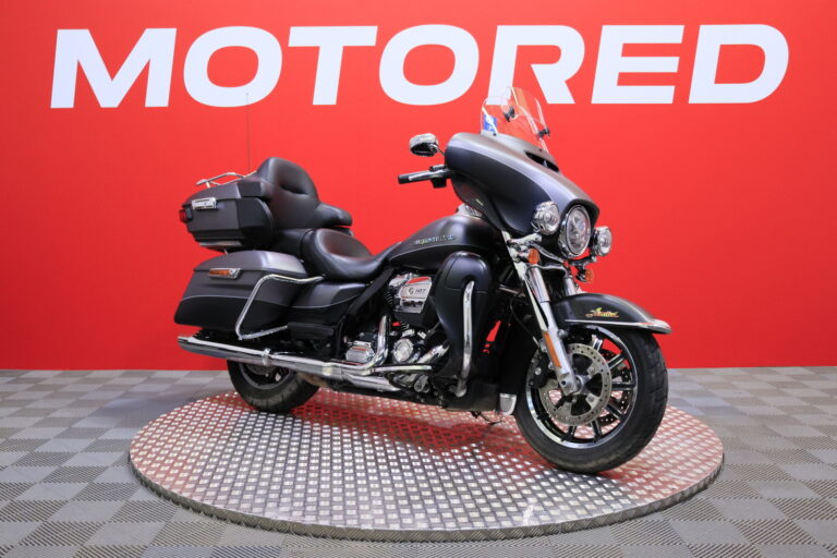 Harley-Davidson - TOURING - FLHTK Electre Glide Ultra Limited // Juuri saapunut! / Vakkari / Popit / Jalkalevyt // - Moottoripyörä