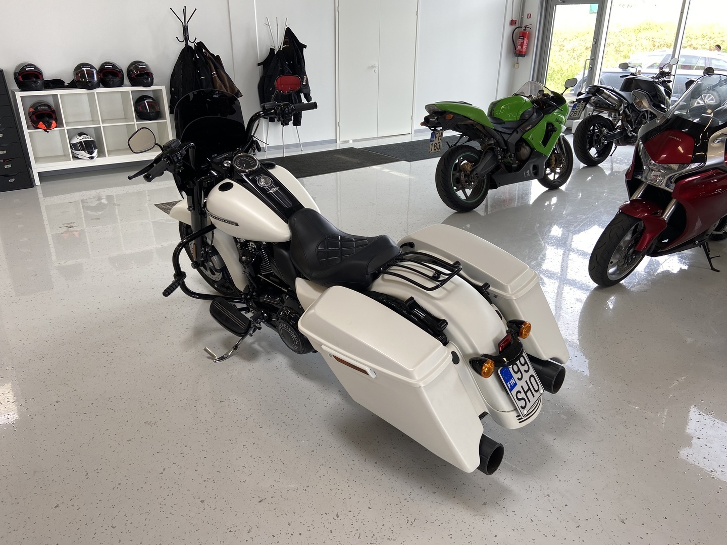 Harley-Davidson - Touring - FLHRXS Road King Special // Suomi-Pyörä / Vance&Hines / Cruise // - Moottoripyörä