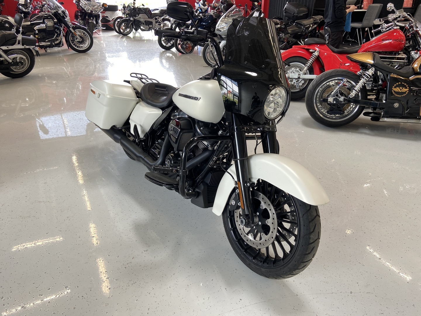 Harley-Davidson - Touring - FLHRXS Road King Special // Suomi-Pyörä / Vance&Hines / Cruise // - Moottoripyörä